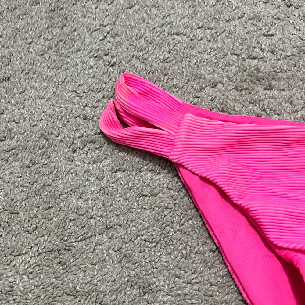 NWT RVCA bikini bottom - Picture 3 of 6